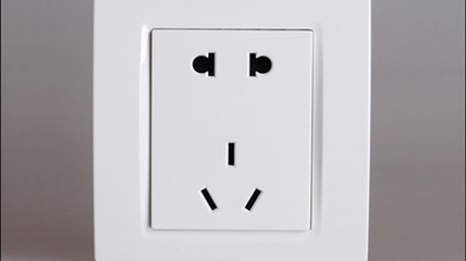 開關插板選購指南 如何平衡實用性與空間占用